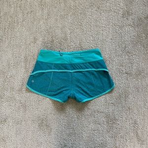 Lululemon Speed Up Low-Rise Lined Short 2.5"